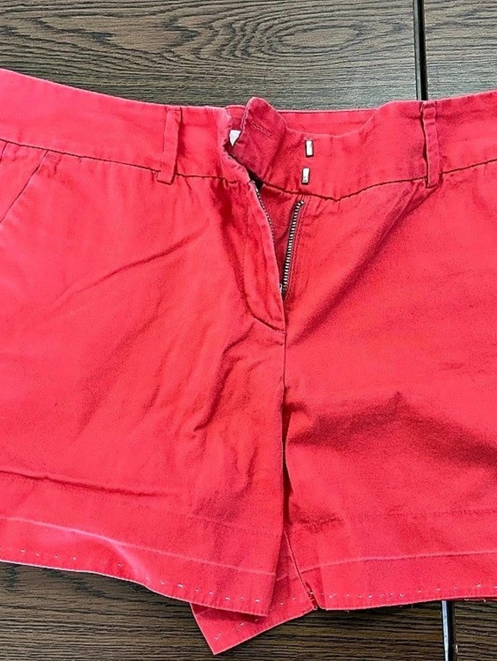 Ann Taylor LOFT Riviera Shorts in Bright Coral Size 8